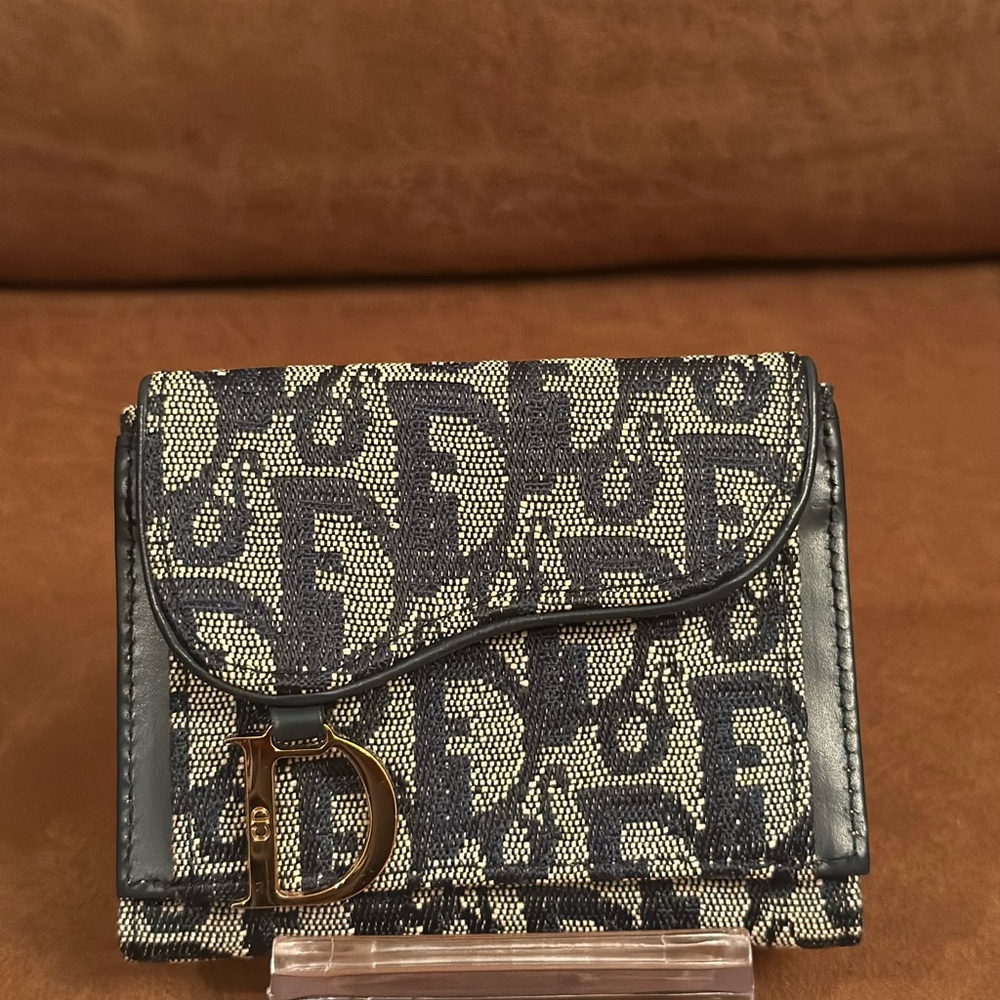 CHRISTIAN DIOR Monogram Compact Saddle Wallet